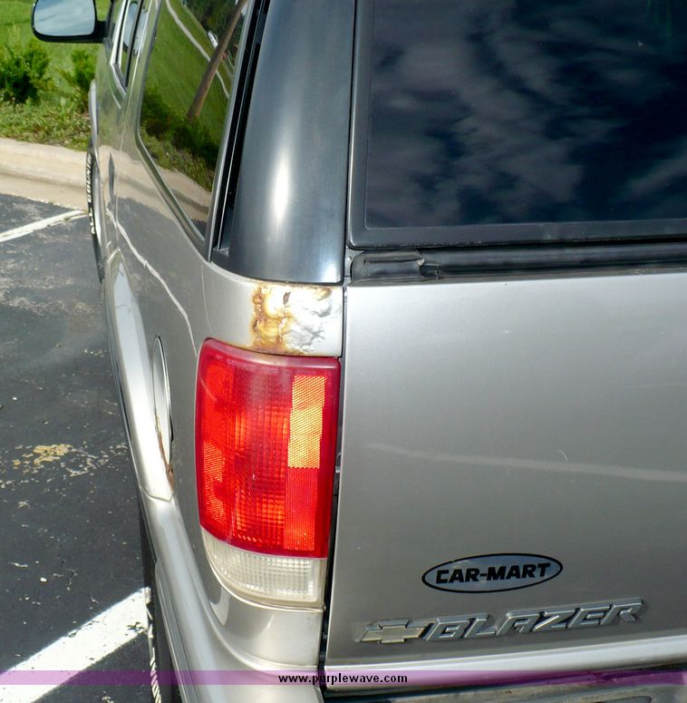 image for item 8563 1998 Chevrolet Blazer