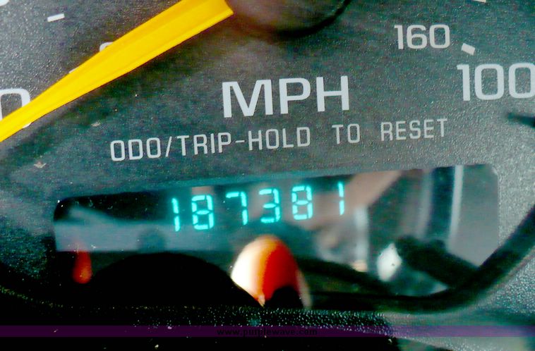 image for item 8563 1998 Chevrolet Blazer