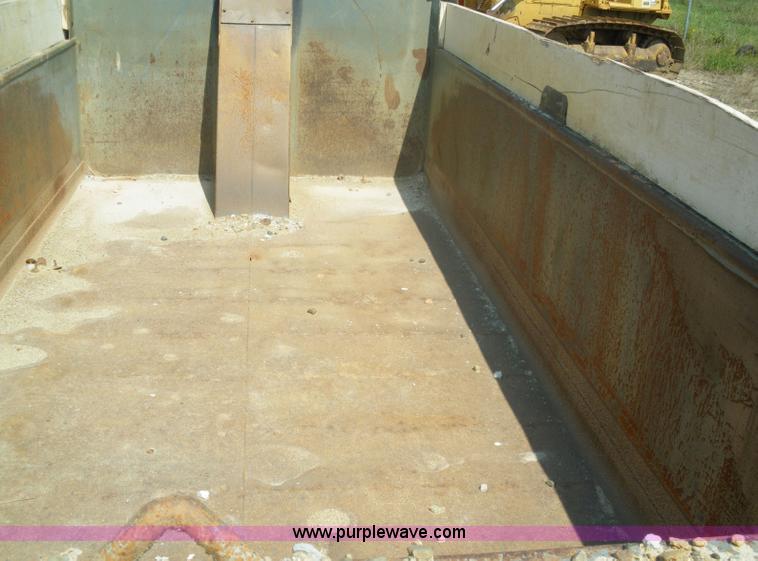 image for item 1502 Galion 16' dump box