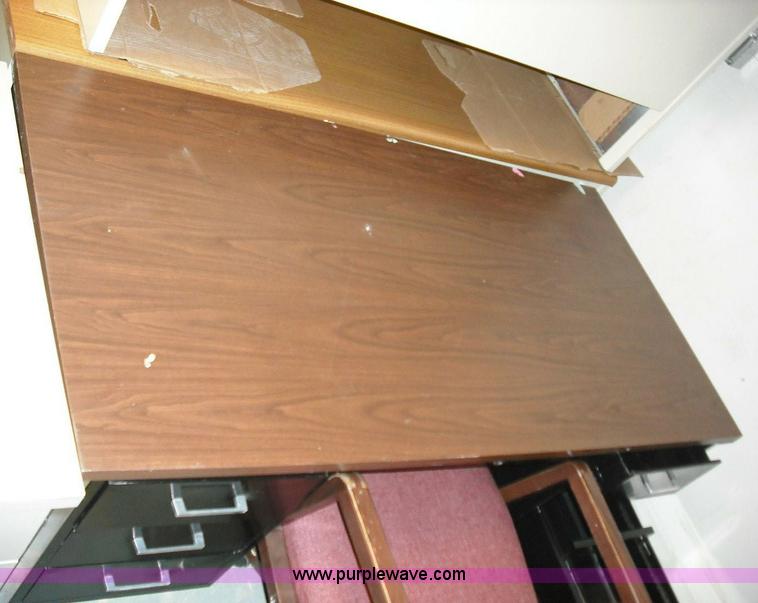 image for item 3643 Approximately 50 metal cabinets