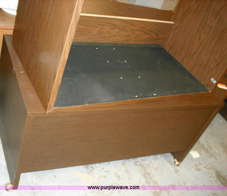 image for item 3643 Approximately 50 metal cabinets