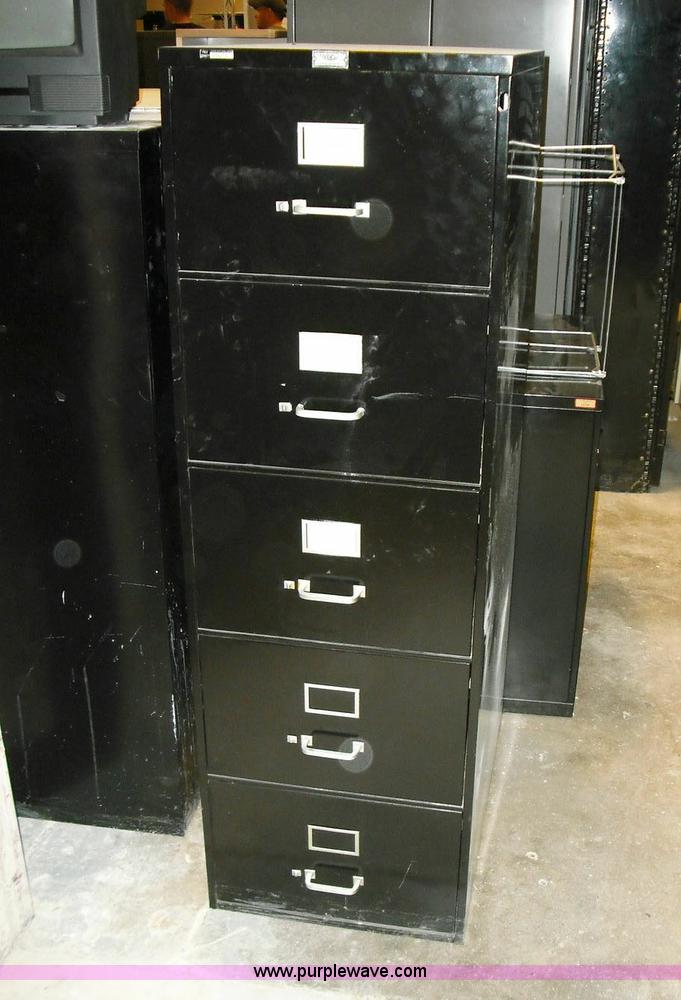 image for item 3644 Assorted furniture