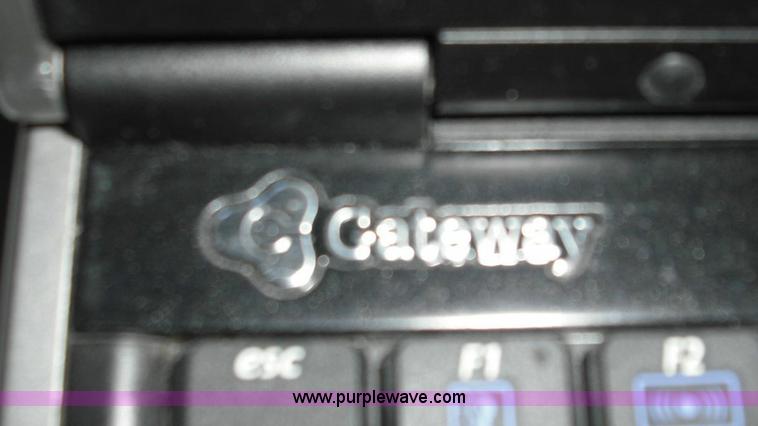 image for item 3649 (2) Gateway M210E laptops