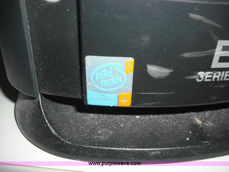 image for item 3654 (14) Gateway E-4100 desktop computers