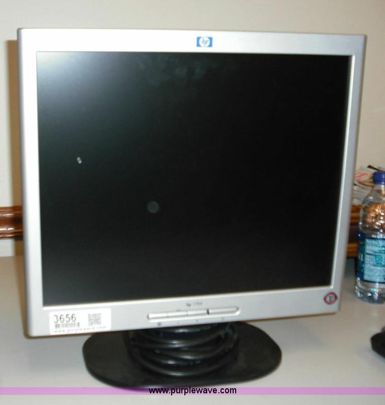 image for item 3656 (2) HP LCD monitors