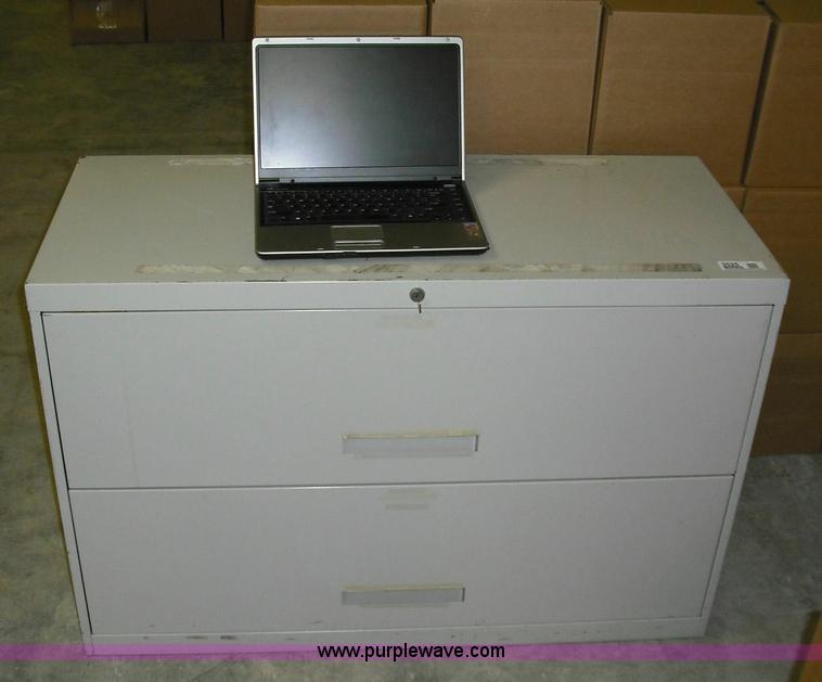 image for item 3657 Laptop and filing cabinet with keys
