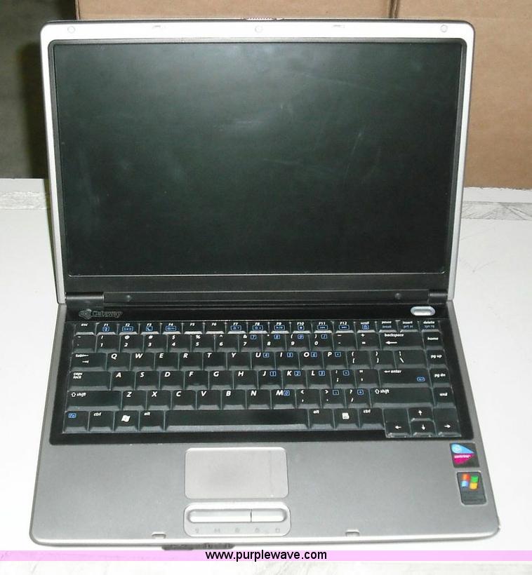 image for item 3657 Laptop and filing cabinet with keys