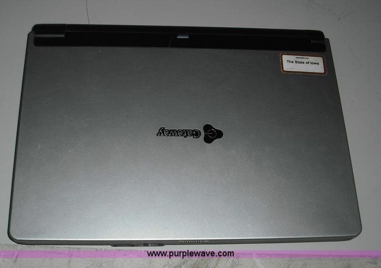 image for item 3657 Laptop and filing cabinet with keys