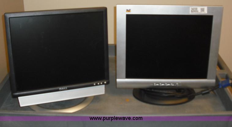 image for item 3659 (2) LCD monitors