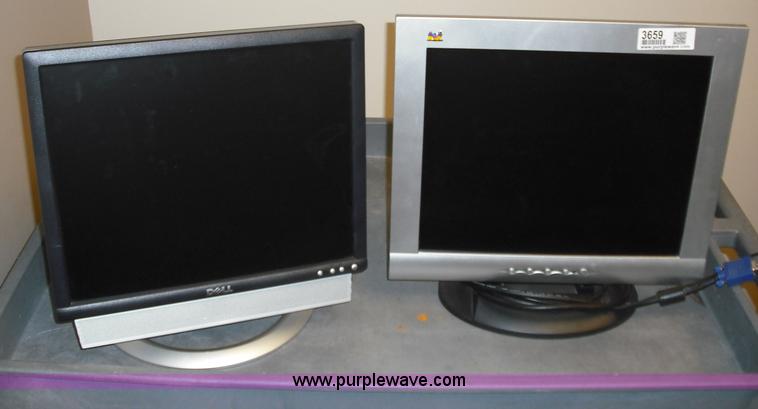 image for item 3659 (2) LCD monitors