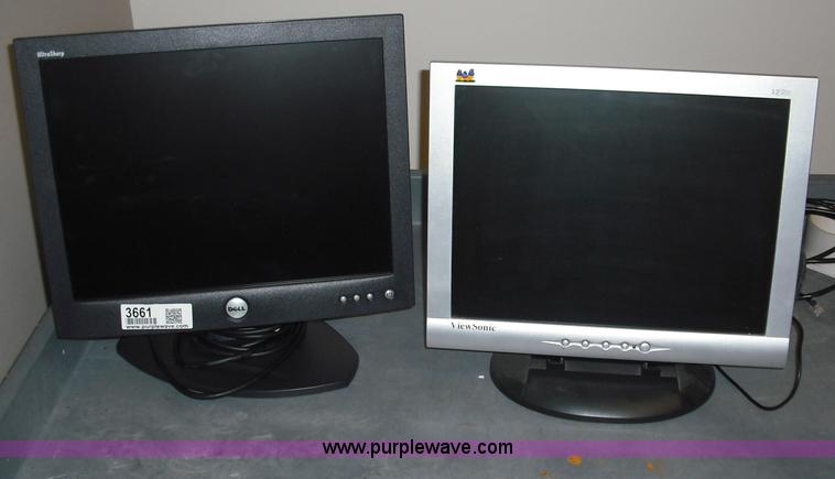 image for item 3661 (2) LCD monitors