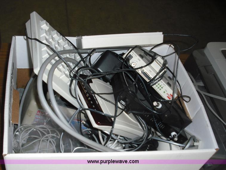 image for item 3670 Assorted furniture and other items