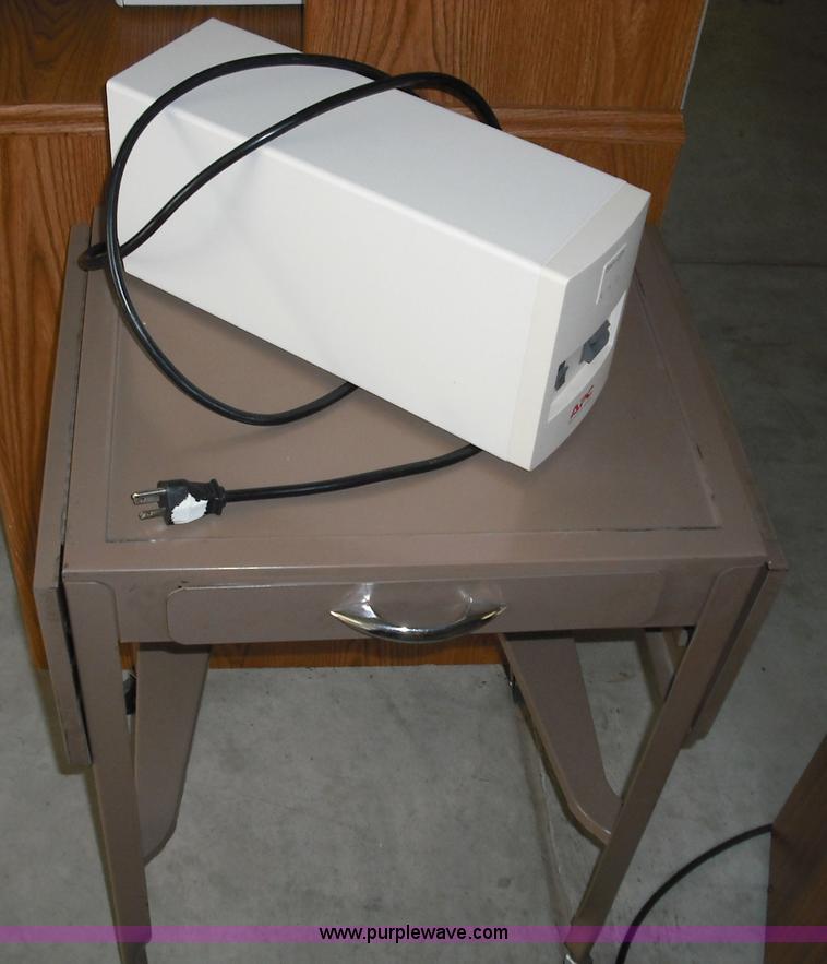 image for item 3670 Assorted furniture and other items