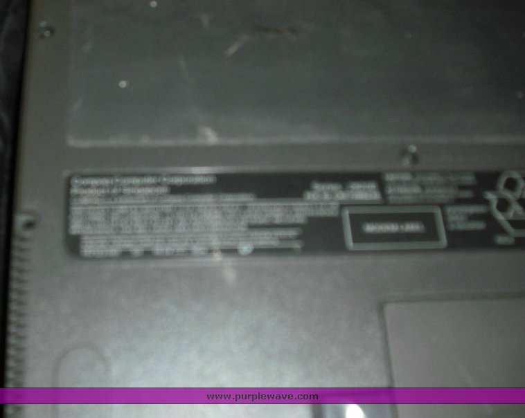 image for item 7423 (2) Compaq laptops