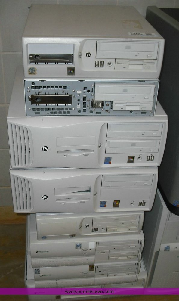 image for item 7429 (16) desktop computers