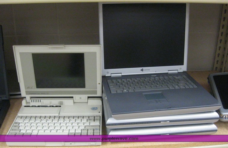 image for item 7441 (16) laptop computers