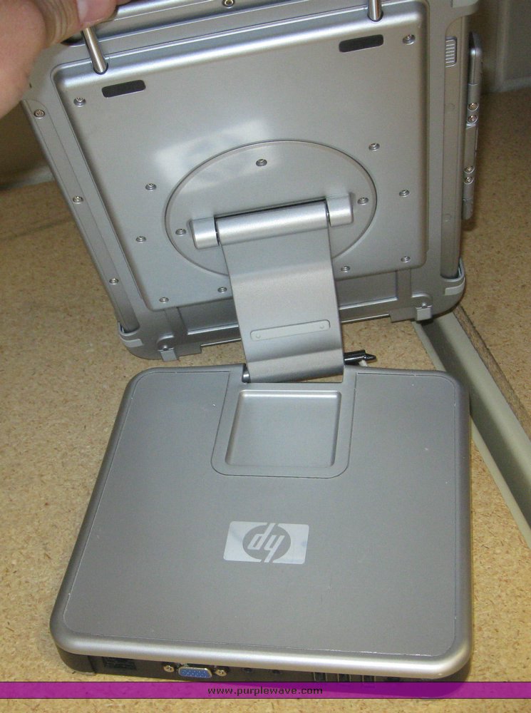 image for item 7441 (16) laptop computers