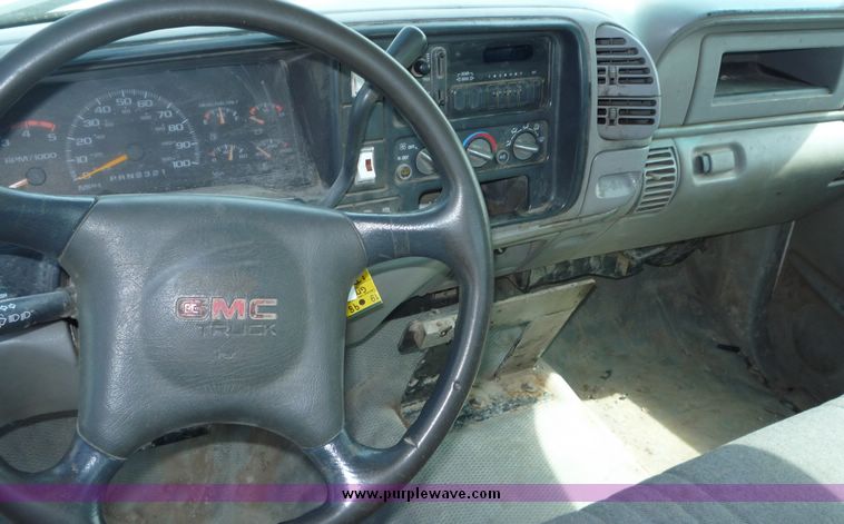 image for item 2151 1998 GMC Sierra C3500 HD pickup with B&W 14' bed