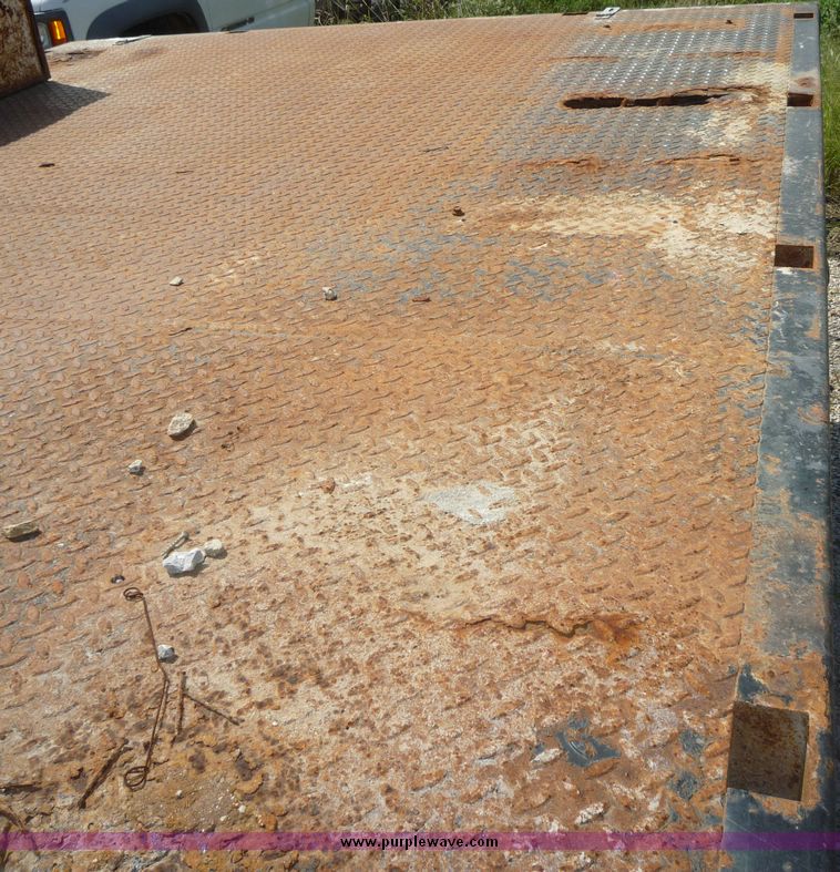 image for item 2151 1998 GMC Sierra C3500 HD pickup with B&W 14' bed