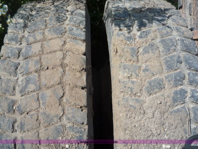 image for item 2152 2000 Chevrolet C3500-HD pickup cab and chassis