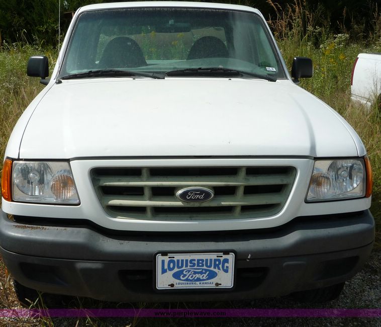 image for item 2158 2001 Ford Ranger extended cab pickup