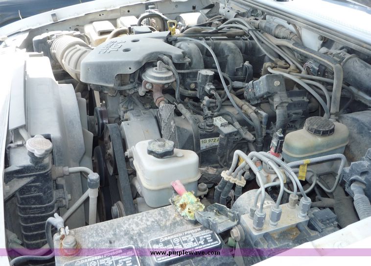 image for item 2158 2001 Ford Ranger extended cab pickup