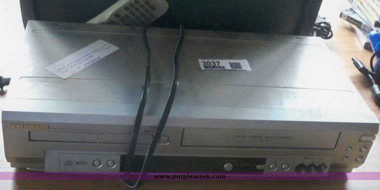 image for item 3037 Sylvania DVD VCR combination player