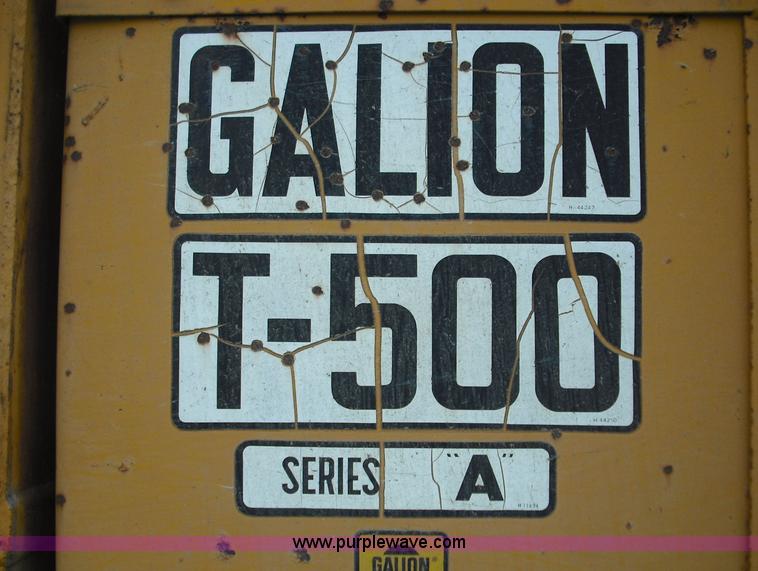 image for item 3673 1972 Galion T-500A Grade-o-matic motor grader