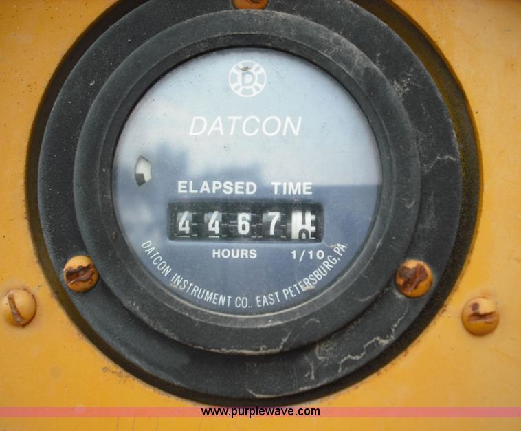 image for item 3673 1972 Galion T-500A Grade-o-matic motor grader