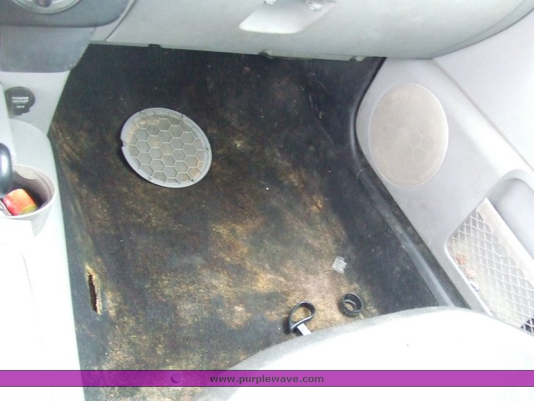 image for item 5847 1998 Volkswagen Beetle