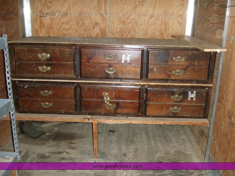 image for item 6066 2001 Haulmark 16' enclosed trailer