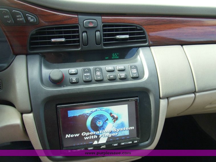 image for item 6075 2000 Cadillac Deville