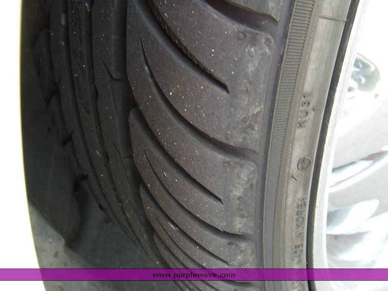 image for item 6075 2000 Cadillac Deville