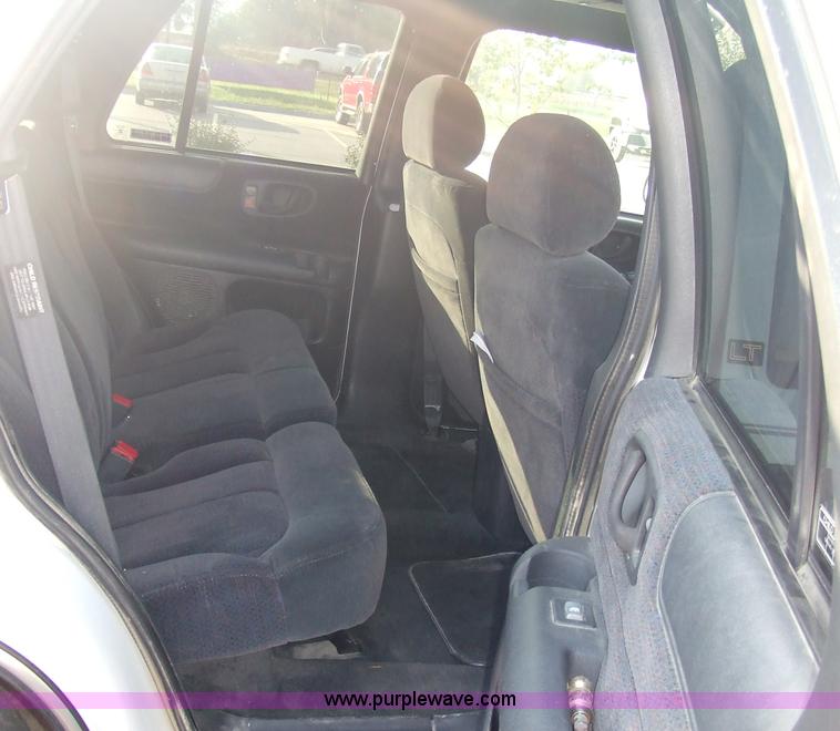 image for item 6228 2001 Chevrolet Blazer