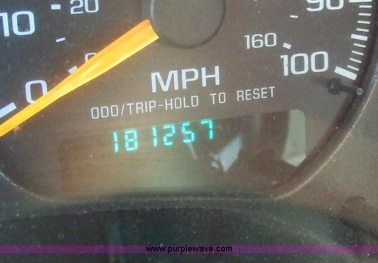 image for item 6228 2001 Chevrolet Blazer