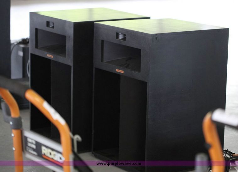 image for item 6917 (2) Klipsch loud speakers