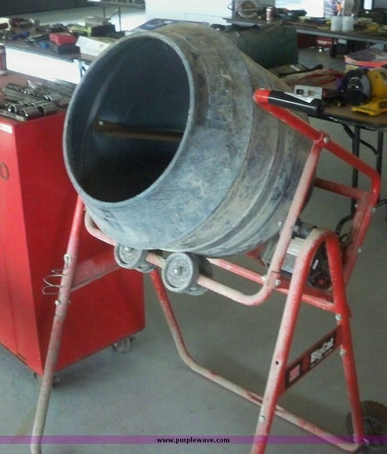 Red Lion cement mixer in Derby, KS Item 7099 sold Purple Wave