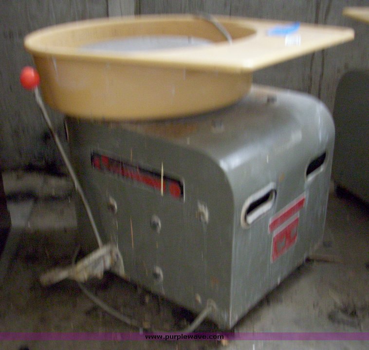 ShimpoWest Pottery Wheel in Wichita, KS Item 7292 sold Purple Wave