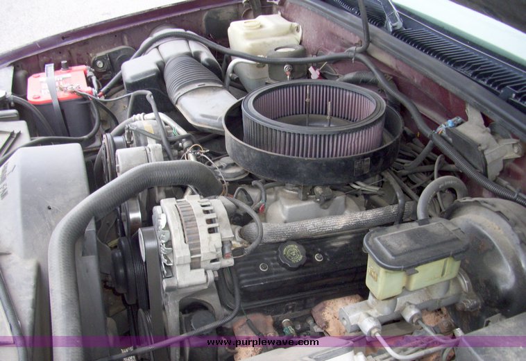 image for item 7422 1995 Chevrolet C1500 extended cab truck