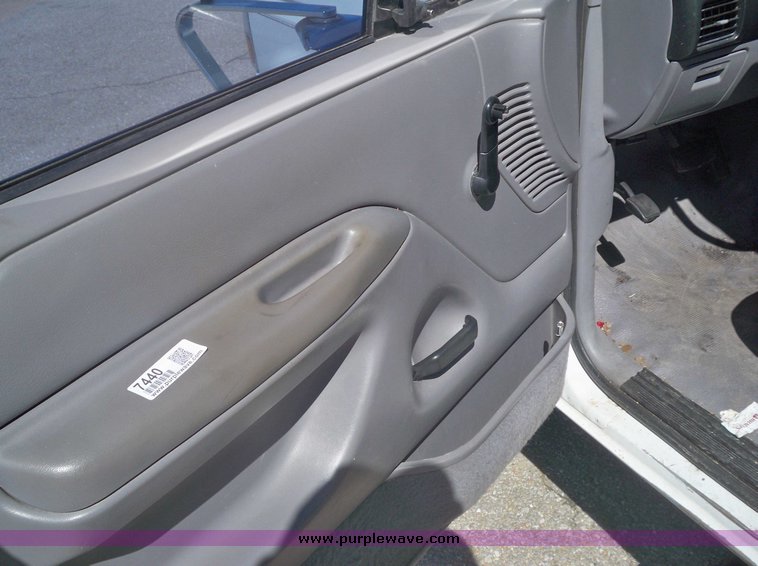 image for item 7440 1995 Fo F-150