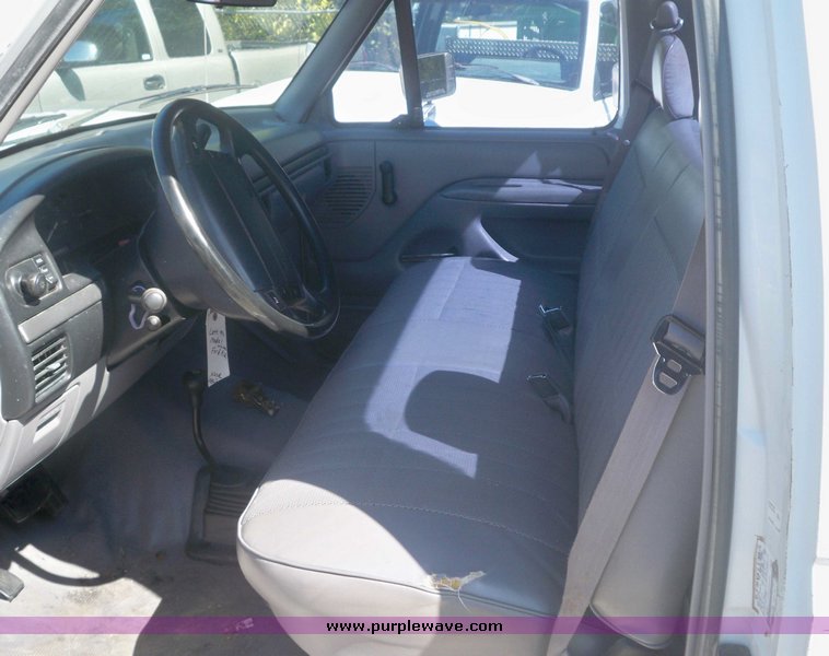 image for item 7440 1995 Fo F-150