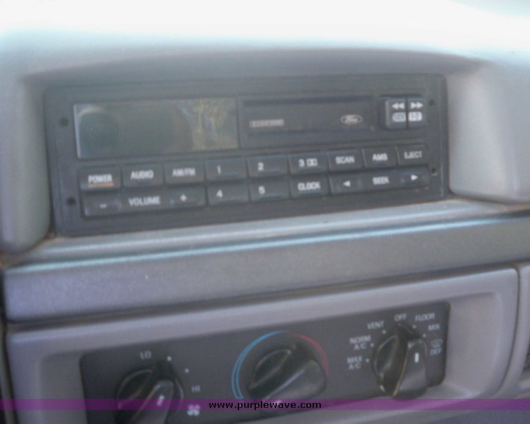 image for item 7440 1995 Fo F-150