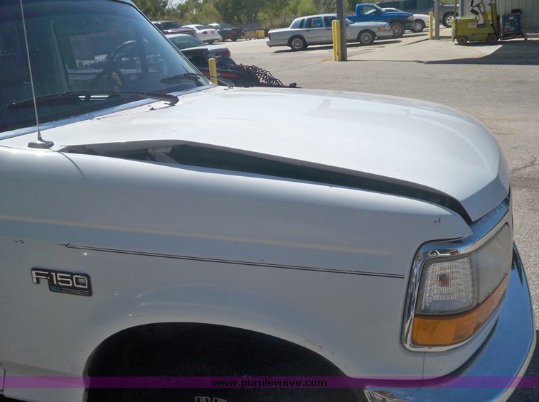 image for item 7440 1995 Fo F-150