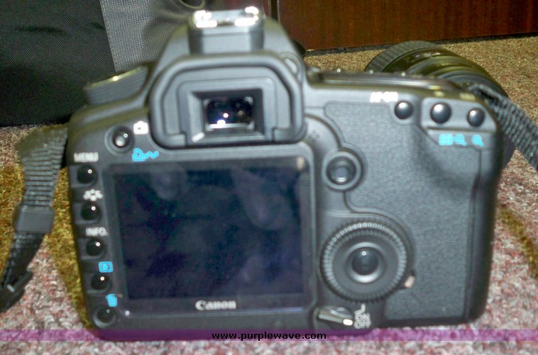 image for item 7443 Canon Mark II EOS 5D SLR camera