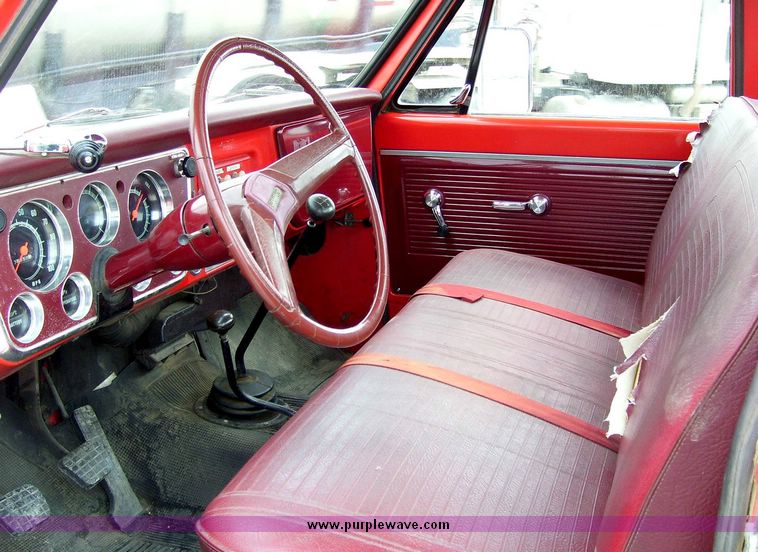 image for item 8787 1969 GMC 3/4 ton Pickup