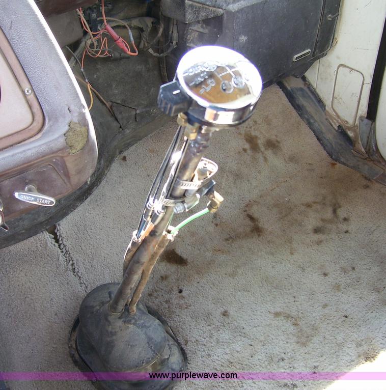 image for item 8793 1979 Ford L-8000 truck