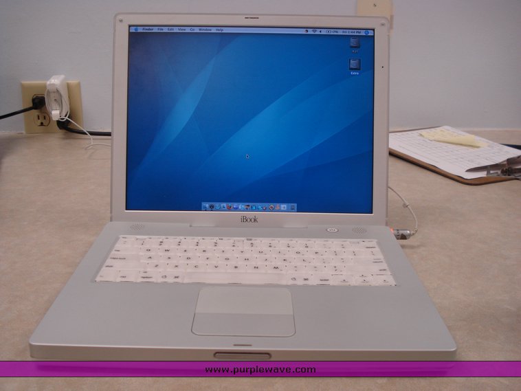 image for item 8872 (2) Macintosh iBook laptop computers