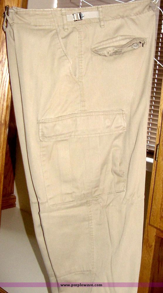 image for item 8915 (47) tan slacks