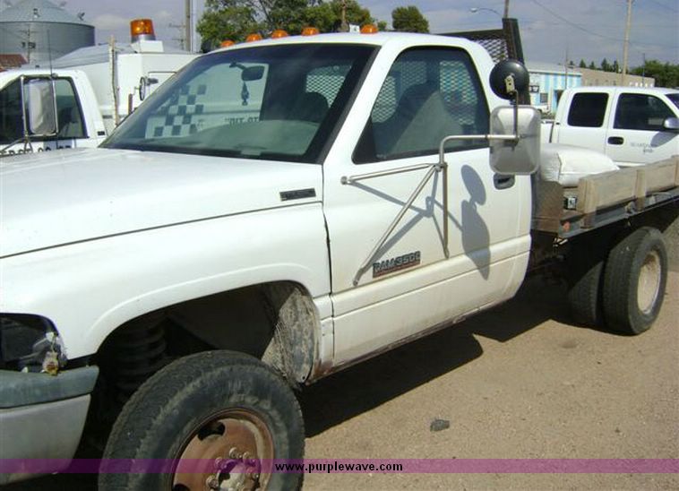 image for item 1104 1998 Dodge Ram 3500 pickup truck