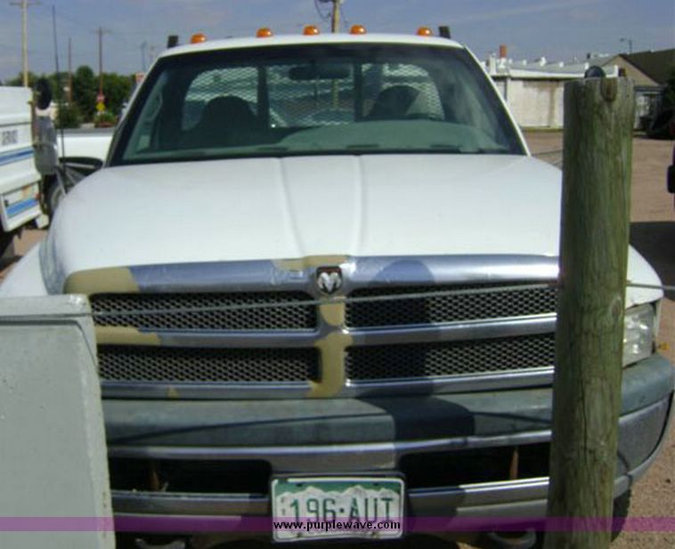 image for item 1104 1998 Dodge Ram 3500 pickup truck